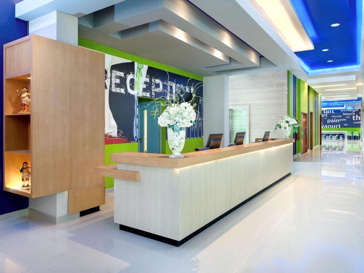 Ibis Budget Semarang Tendean Экстерьер фото
